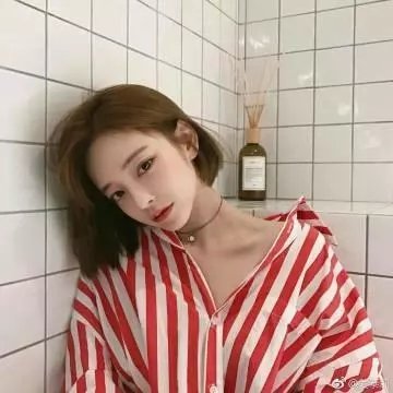 哈啦美容院